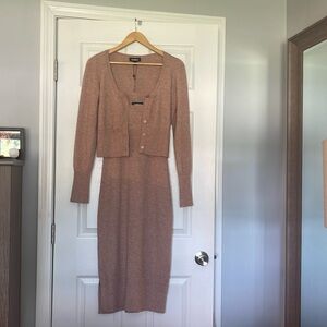 Soft fitted dress EXPRESS